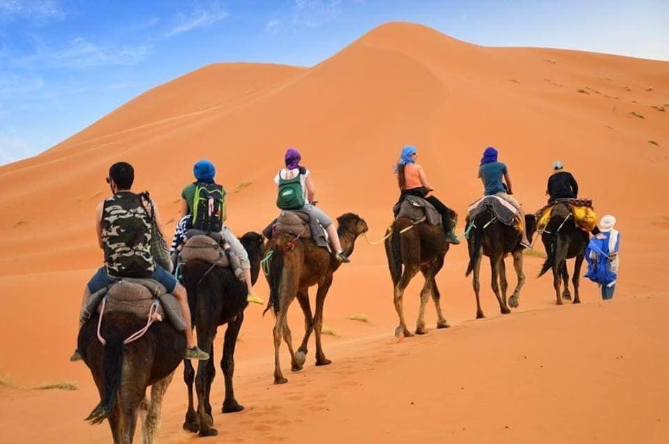 Ahlam Luxury Camp Hotel Merzouga Bagian luar foto