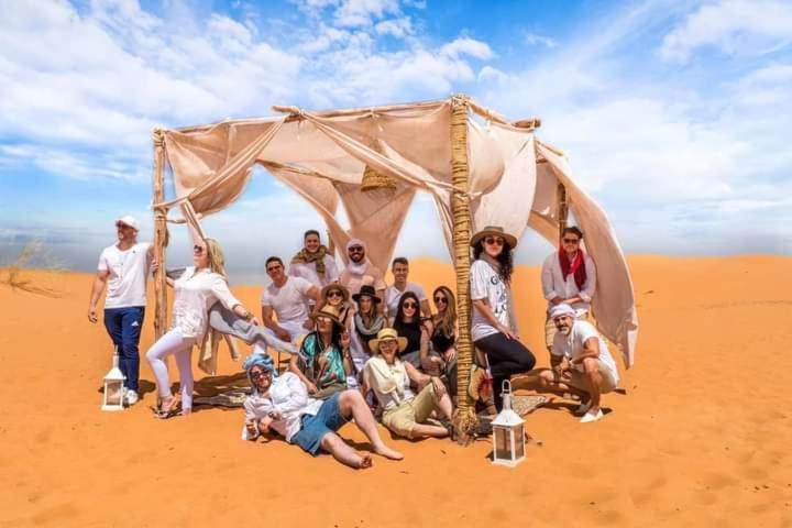 Ahlam Luxury Camp Hotel Merzouga Bagian luar foto