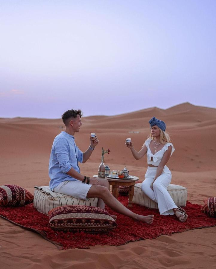 Ahlam Luxury Camp Hotel Merzouga Bagian luar foto